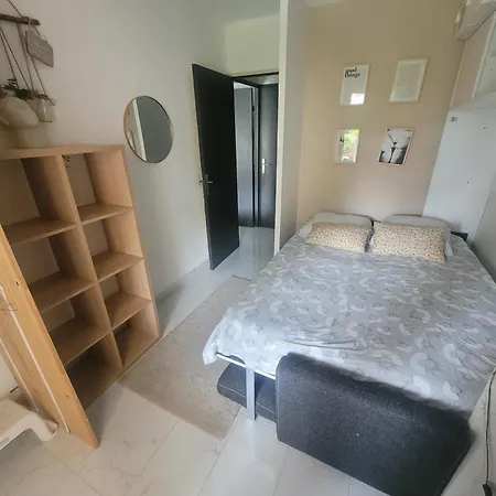 Agreable Et Calme 3 Pieces Terrasse, Piscine, Tennis, Appartement